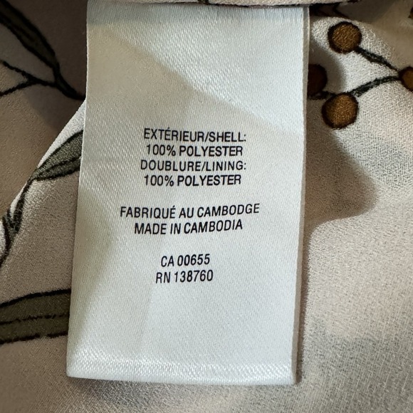 R Essentials 2X Shirt Top Pink Floral Flower Sleeveless V Neck Flowy Lightweight - Picture 6 of 7